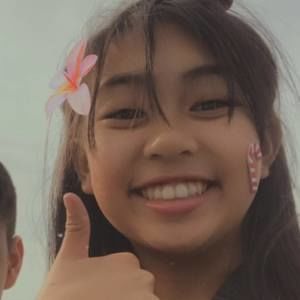 Meet your Posher, Maryjade